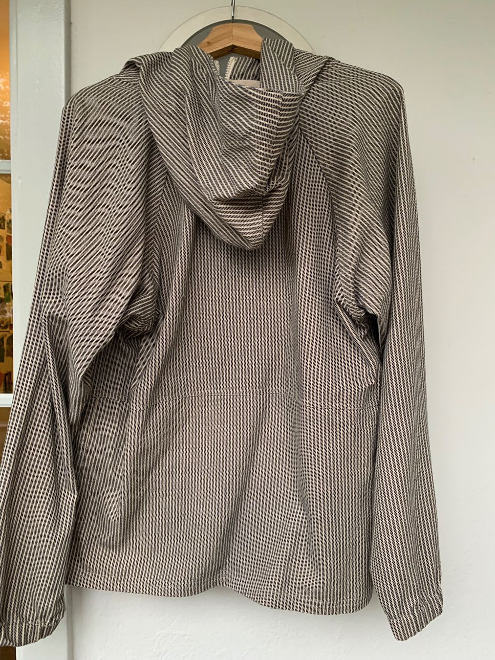 Jacken: Zipper Hoodie – Gebraucht aus Basel von Romulusremus 2