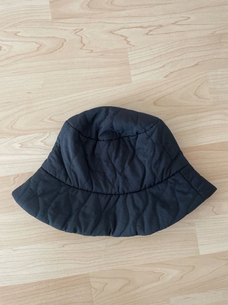 Zara Copricapi, berretti & cappellini: ZARA Stepp-Bucket Hat, Grösse S – Nuovo (secondo la descrizione) da Sissach venduto da nelimas 1