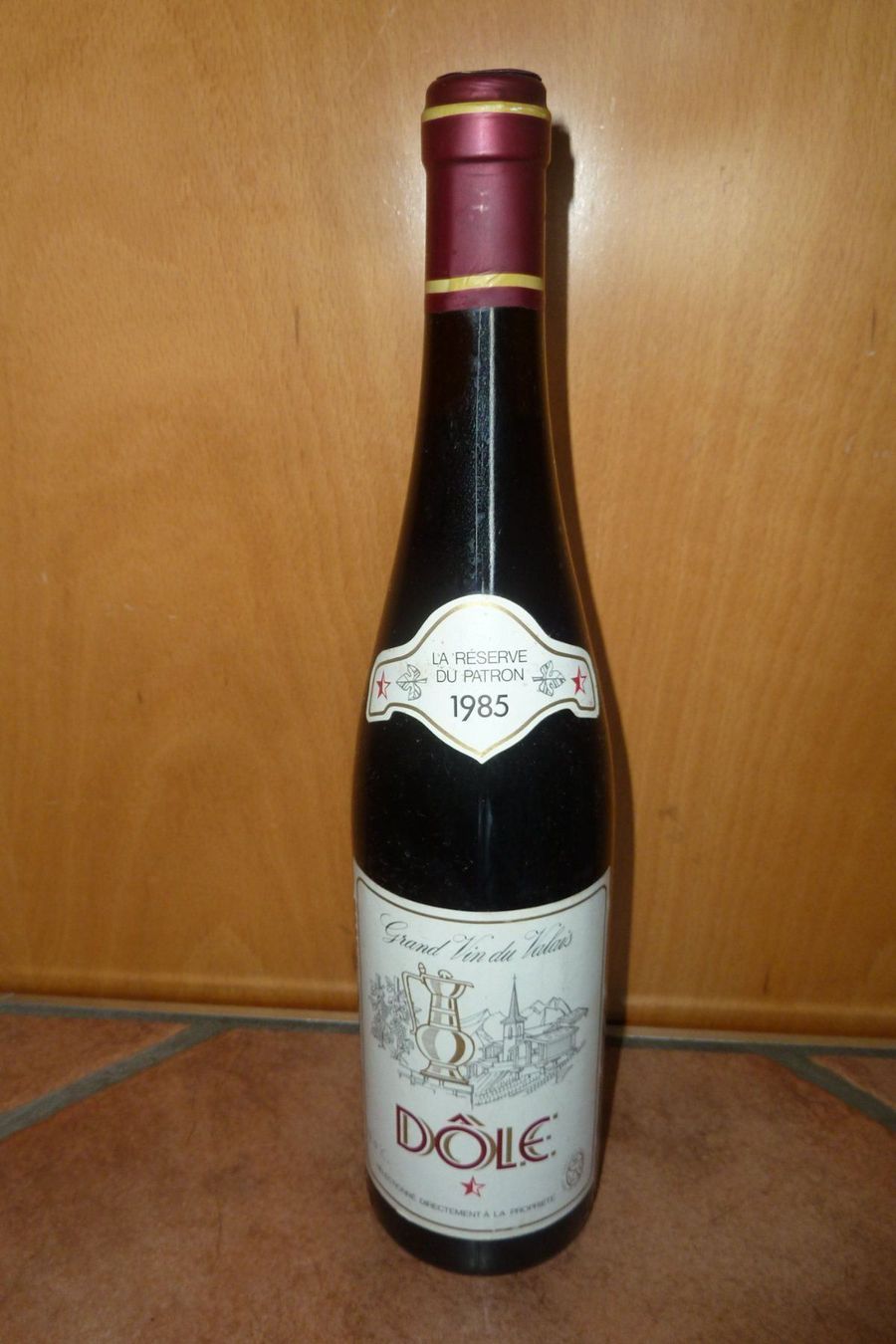 Wein: Dole Jahrgang 1985 – Neu (gemäss Beschreibung) aus Ruggell von Btt