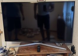 Samsung 40” (105 cm) 4K UHD Smart TV inkl. Fernbedienung