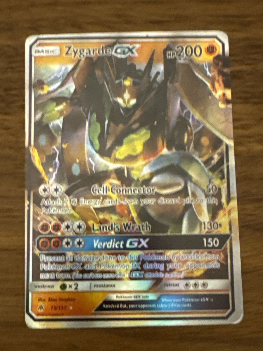 Pokémon Carte collezionabili: Pokémon Karte Zygarde GX – Usato da Küssnacht am Rigi venduto da POSTOMASTER