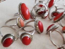 Restposten – Vintage Silber Ringe mit natürlichen Koralle