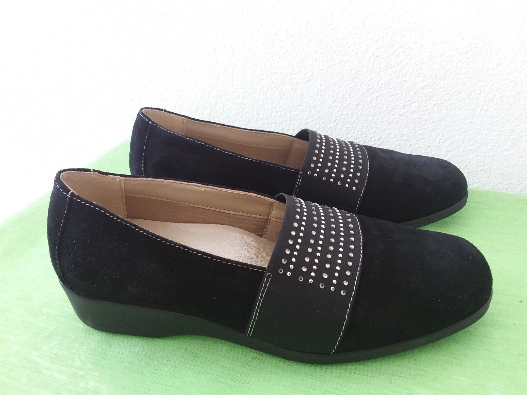 Scarpe da donna: JÜRGEN HIRSCH Neue Slipper mit Glitzer, Gr 38 – Usato da Uitikon Waldegg venduto da Risibisi7 1
