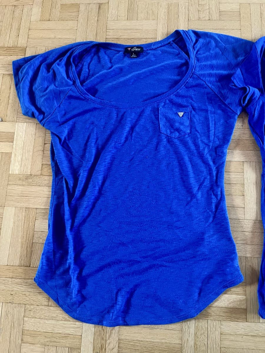 Guess T-Shirts: Guess Damen T-shirt Set Gr. M – Neu (gemäss Beschreibung) aus Frauenfeld von Repsol_Vani 1