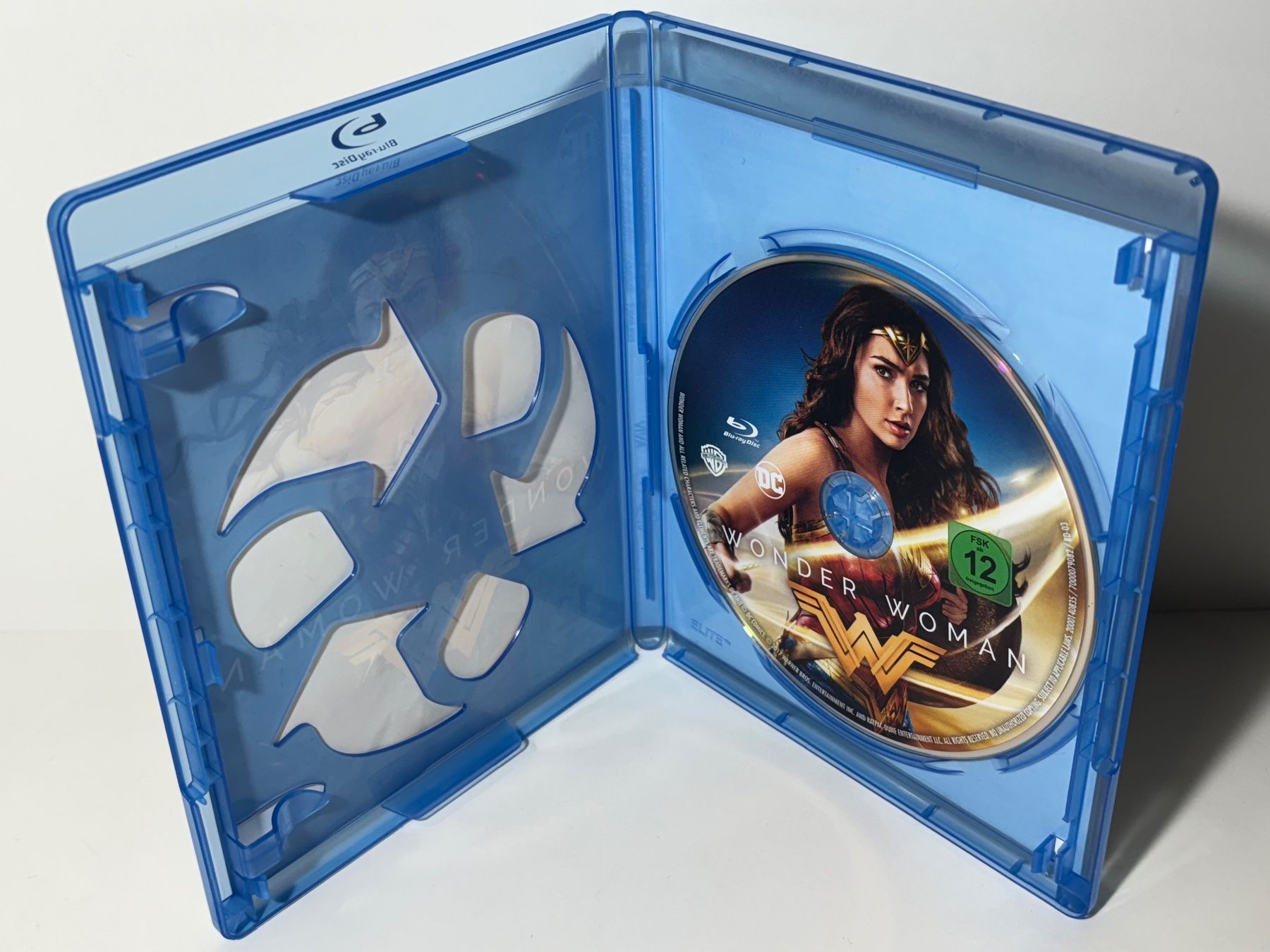 Tutti i DVDs: DC Wonder Woman Blu Ray – Usato da Wilderswil venduto da Sstriker 2