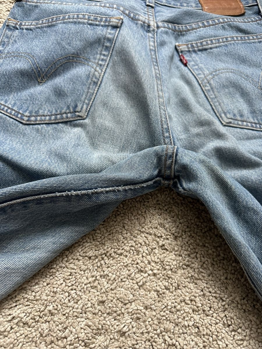 Levi's Jeans: Levi's 501 Premium Jeans hellblau – Gebraucht aus Basel von Oloir 5