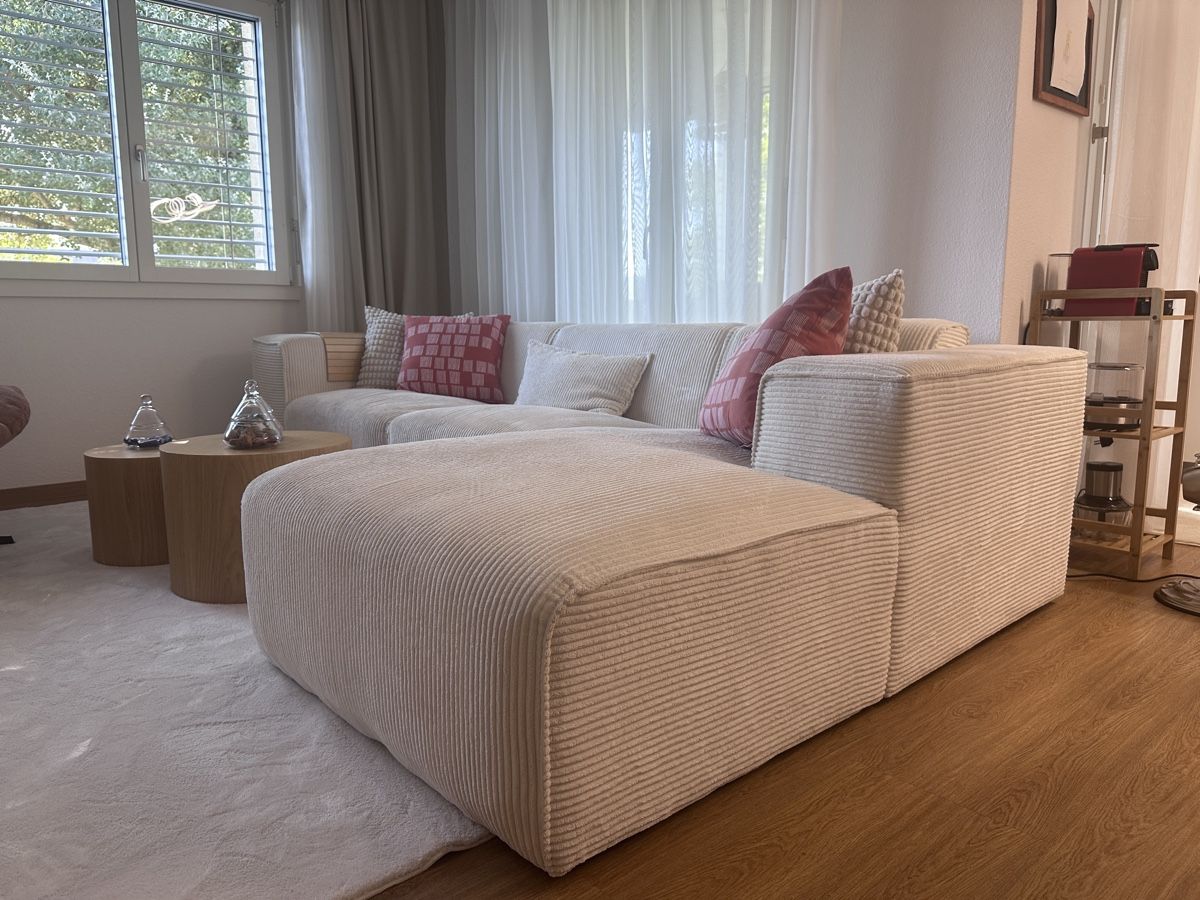 Divani: Ecksofa aus Cord, cremefarben – Usato da Aarau venduto da bikestones 1