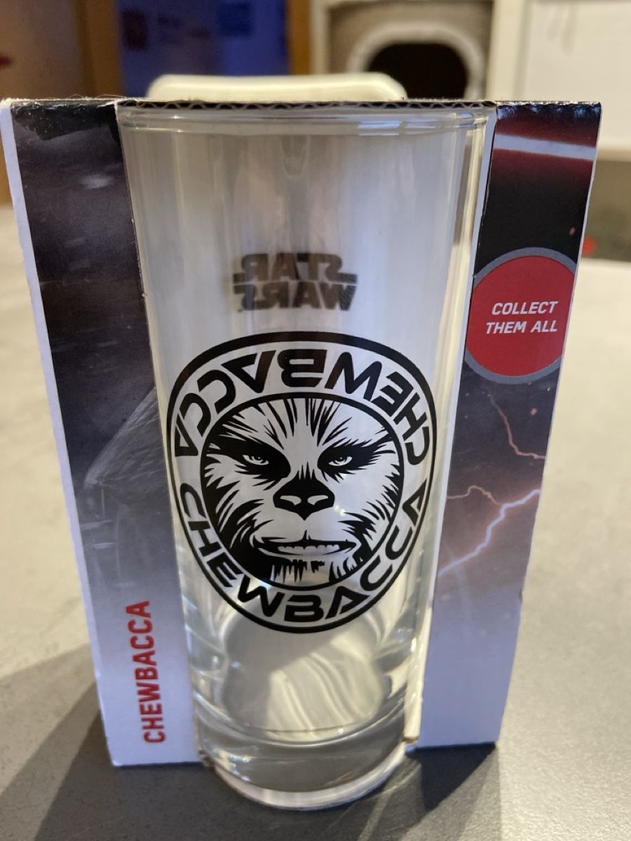 Star Wars Gläser: Star Wars Chewbacca Trinkglas – Neu und originalverpackt aus Rechthalten von nicole050