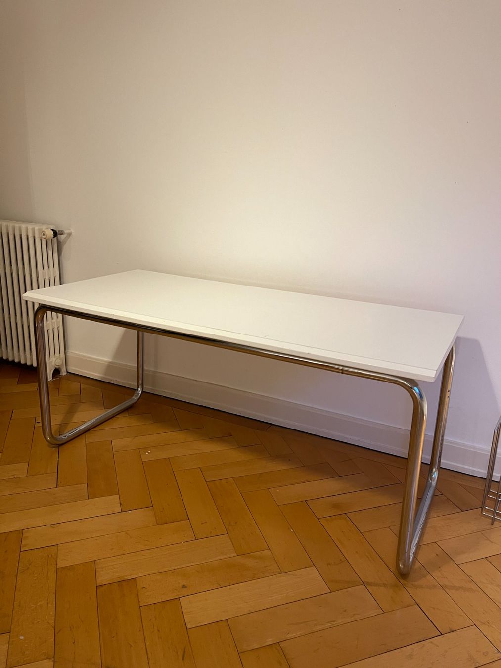 Tische: Vintage Tisch 70er – Gebraucht aus Zürich von Dimitreezer 1