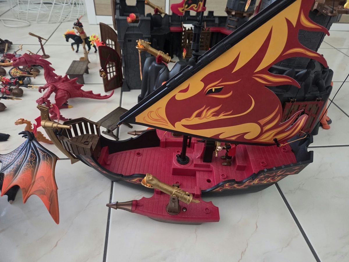 Playmobil Spielzeuge: Playmobil Novelmore - riesen Set – Gebraucht aus Stans von wiib 9