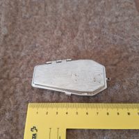Gebrauchter Taschen Aschenbecher Sargform