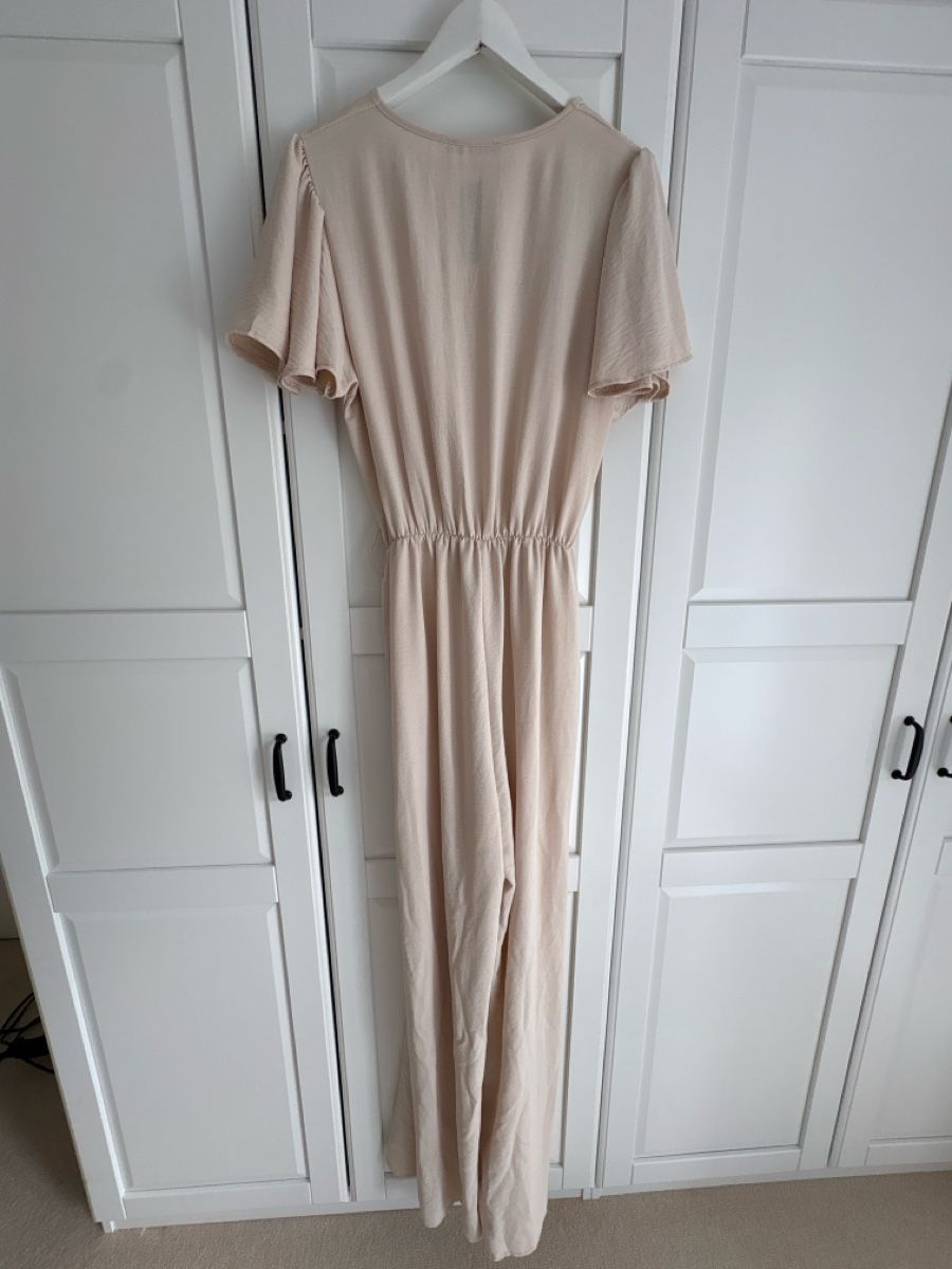 Tute: Beige Jumpsuit, Boohoo, 40 – Usato da Azmoos venduto da alix001 2