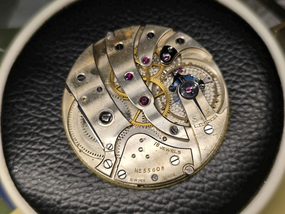 Mouvement De Montre De Poche Suisse Vintage - Diamètre 4 Cm - Occasion Pour Collection Ou Réparation