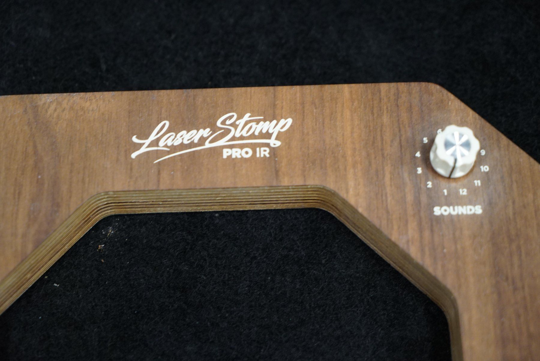 Strumenti musicali: Drumport StompTech Laser-Stomp Pro IR – Usato da Ortschwaben venduto da Musictrade 2