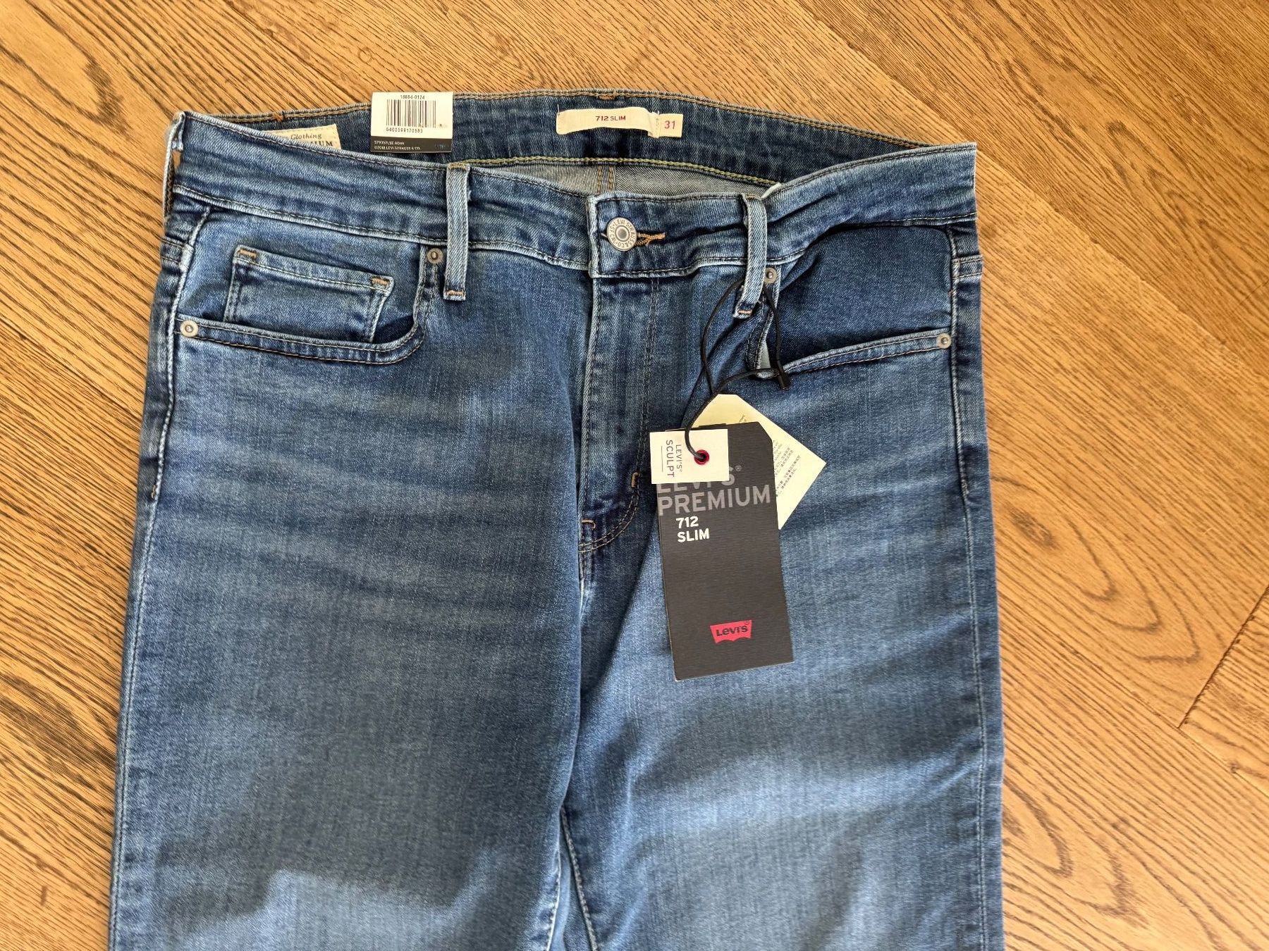 Jeans: Hose, Levis --NEU--, 712 slim 31/34 – Usato da Stettfurt venduto da outlet72 2