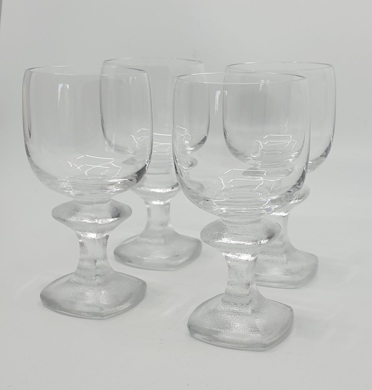 Verres: 4 Gläser gemarkt – D'occasion à Emmen par magelan