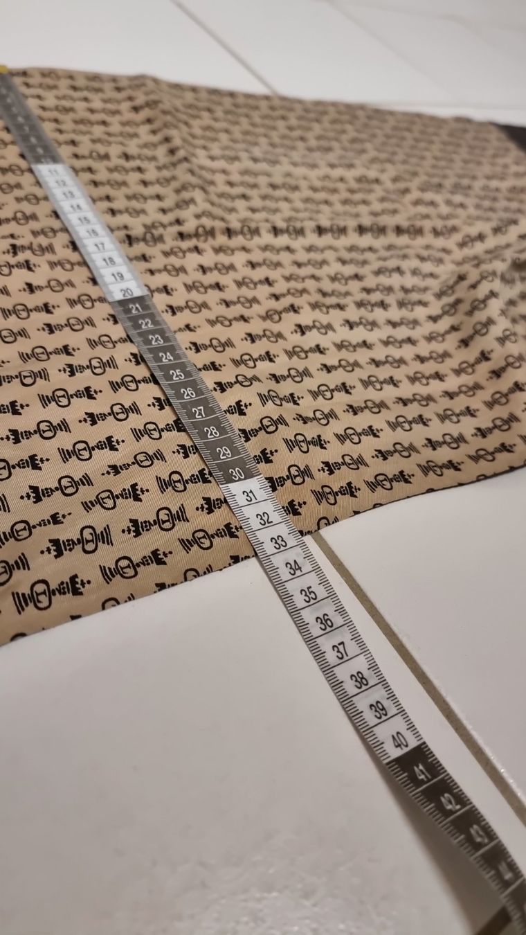 Lanvin Foulards, Tücher & Schals: Wunderschöner Vintage Seidenschal, LANVIN – Gebraucht aus Wald ZH von CapLux 3