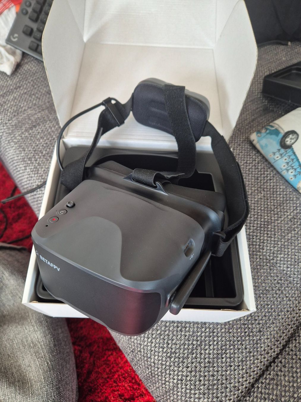 Casco VR: Betafpv vr04 hd – Nuovo e nell'imballaggio originale da Pratval venduto da jonwayne