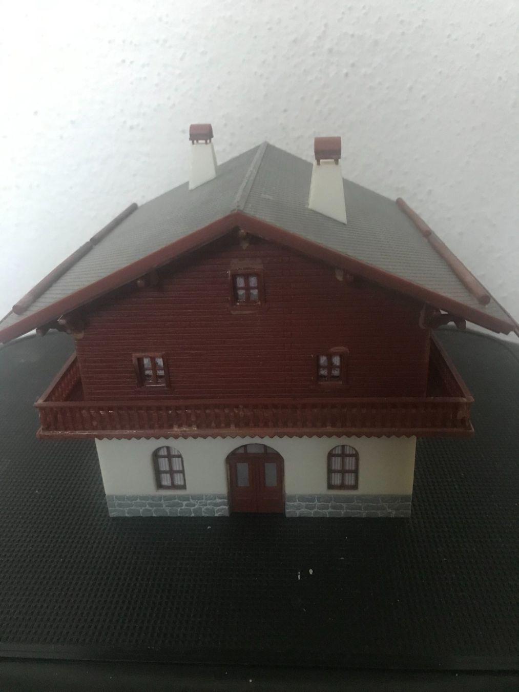 Faller Modelleisenbahnen: Faller 190051 Souvenirgeschäft mit Schweizer Poststelle – Gebraucht aus Opfikon von Sonnenuntergang12 1