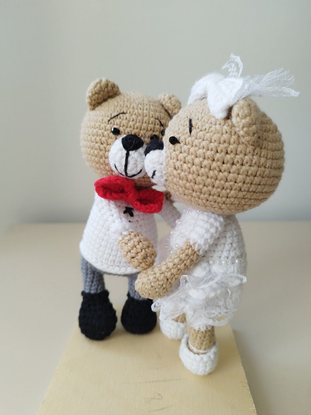 Spielzeuge: Ours mariés crochetés à la main- Cadeau unique!17cm – Neu und originalverpackt aus Arnex-sur-Orbe von can_97vn 9