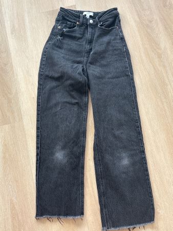 Damen Jeans schwarz Grösse 36 guter Zustand