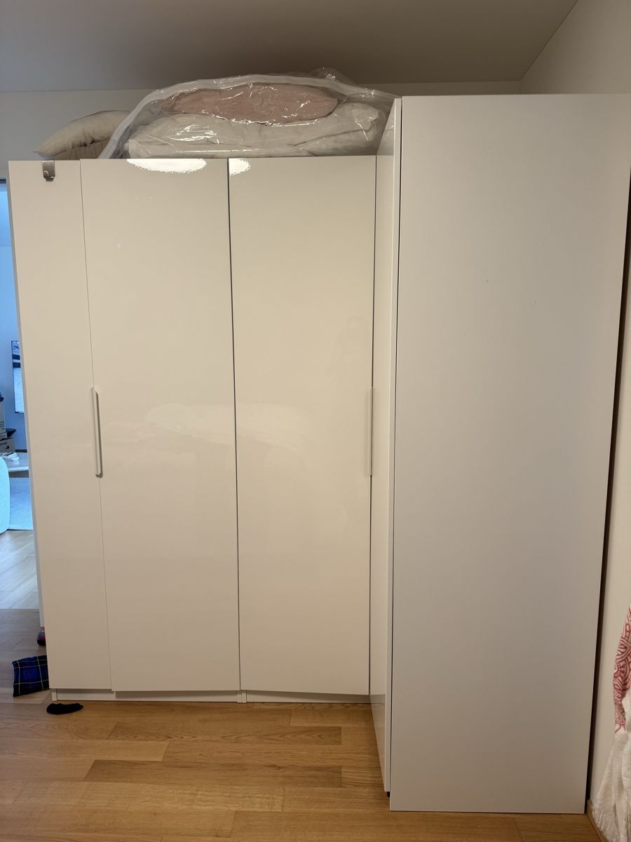 Ikea Armadi: L-Kleiderschrank – Usato da Wädenswil venduto da Pearl7792