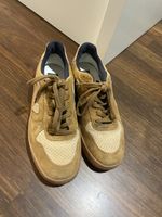 chaussure veja brunes basses