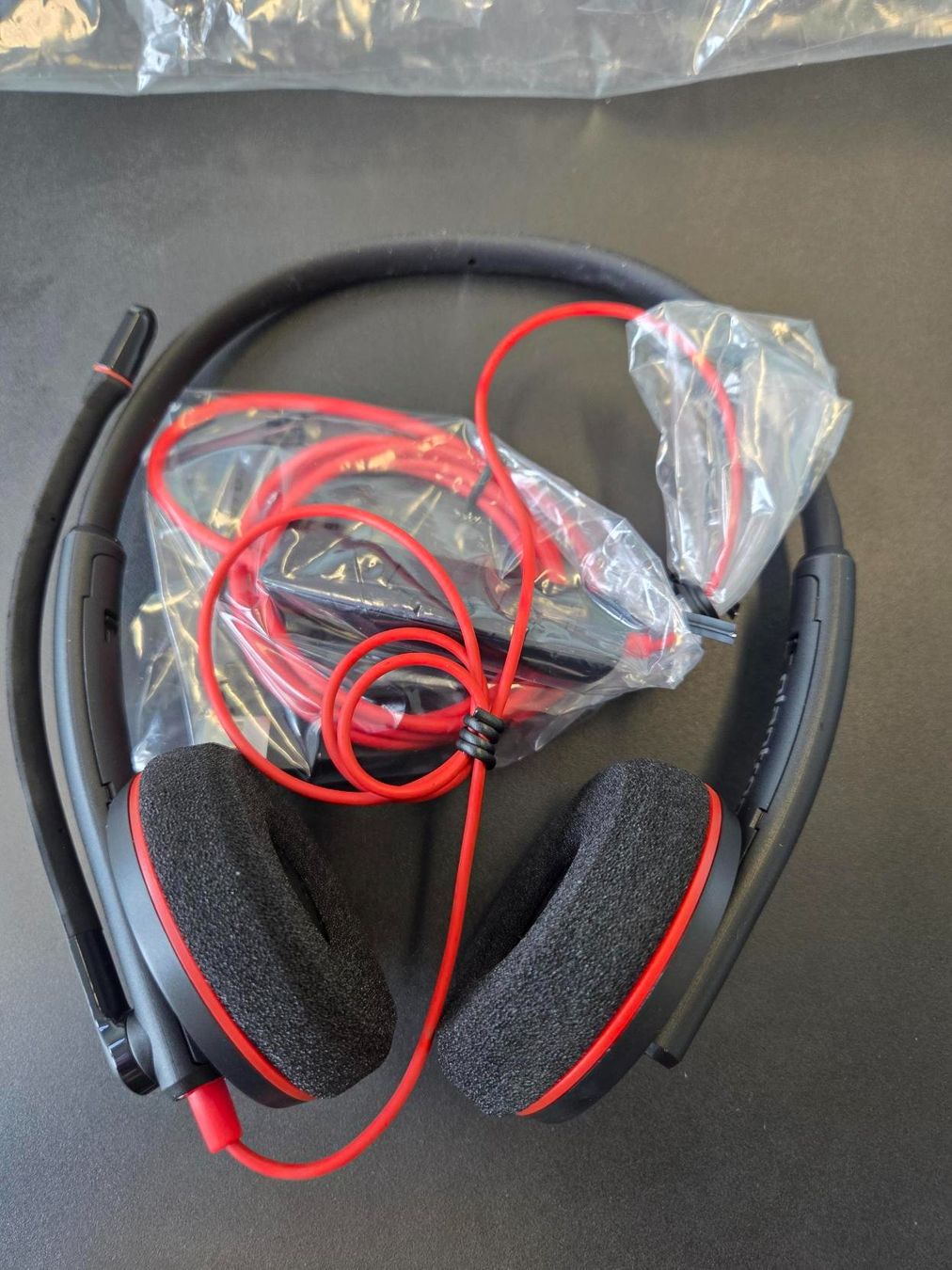 Cuffie: Blackwire C3220 USB-C – Nuovo e nell'imballaggio originale da Gossau ZH venduto da OrderflowAG