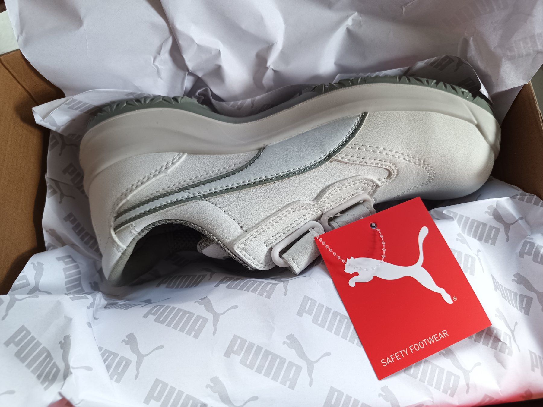 Puma Chaussures hommes: Puma Sicherheitsschuhe S2 SRC 37 – Neuf avec emballage d'origine à Oberegg par 19franzi94 8