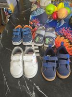Lot de 3 paires de chaussures enfant, différentes tailles de