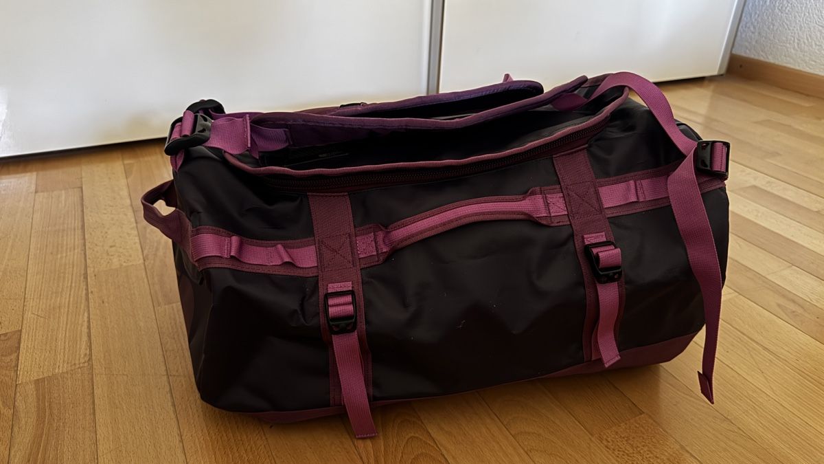 Borse: The North Face Base Camp Duffle Grösse S – Usato da Münchenbuchsee venduto da Edepol61 2