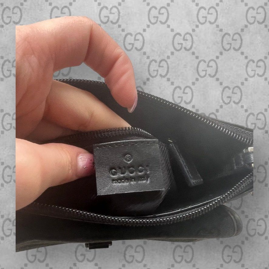 Gucci Taschen: black GUCCI monogram bag – Gebraucht aus Luzern von aramayashop 4