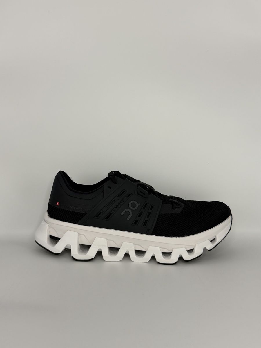 On Scarpe da uomo: On Cloudswift Amp Black White EU 44 – Nuovo (secondo la descrizione) da Oberengstringen venduto da can_5gxb