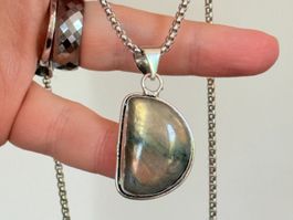 Magnifique collier avec labradorite