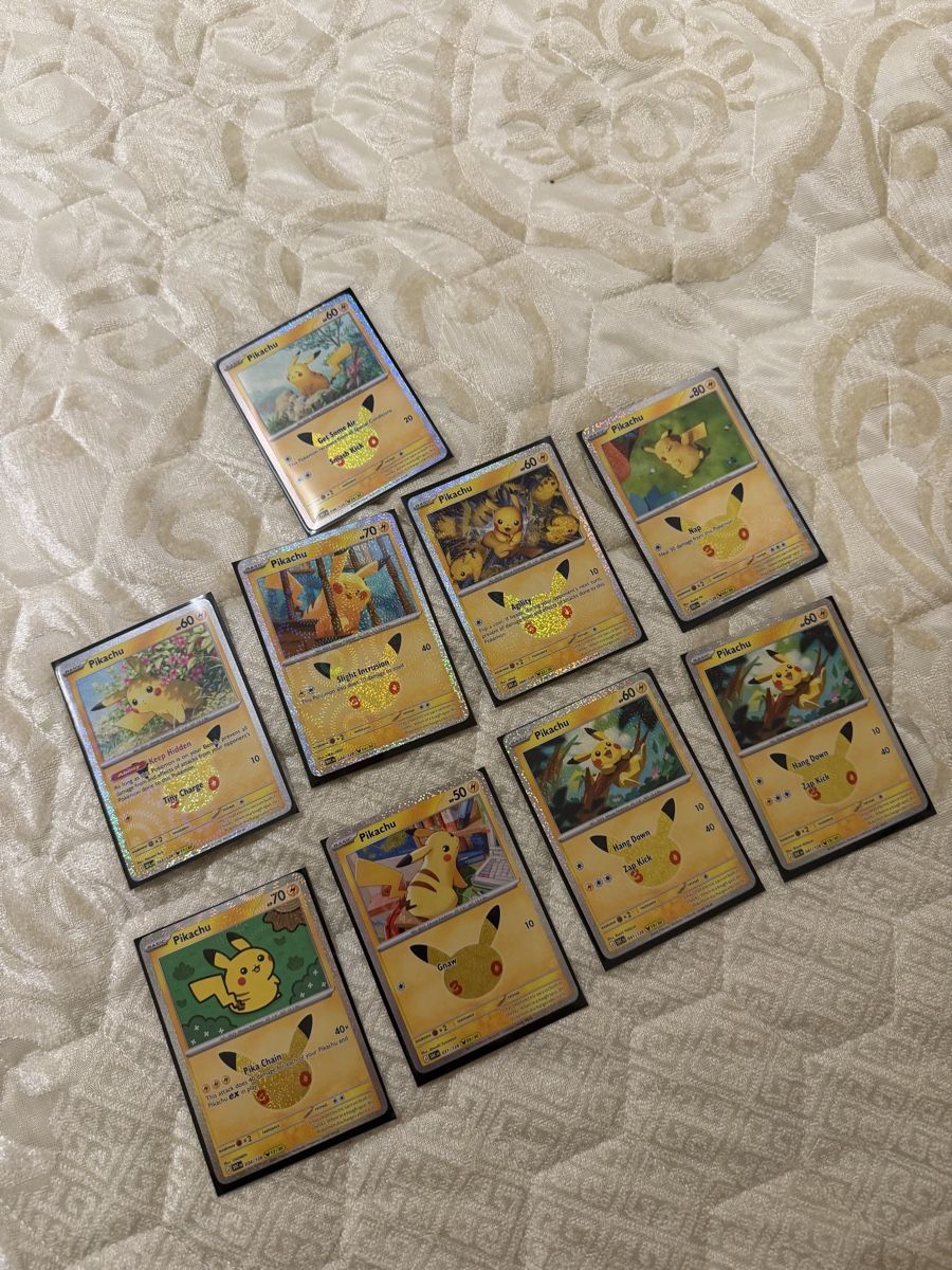 Pokémon Cartes à collectionner: Pokemon pikachu 30TH – Neuf avec emballage d'origine à Giubiasco par GoldstarLord