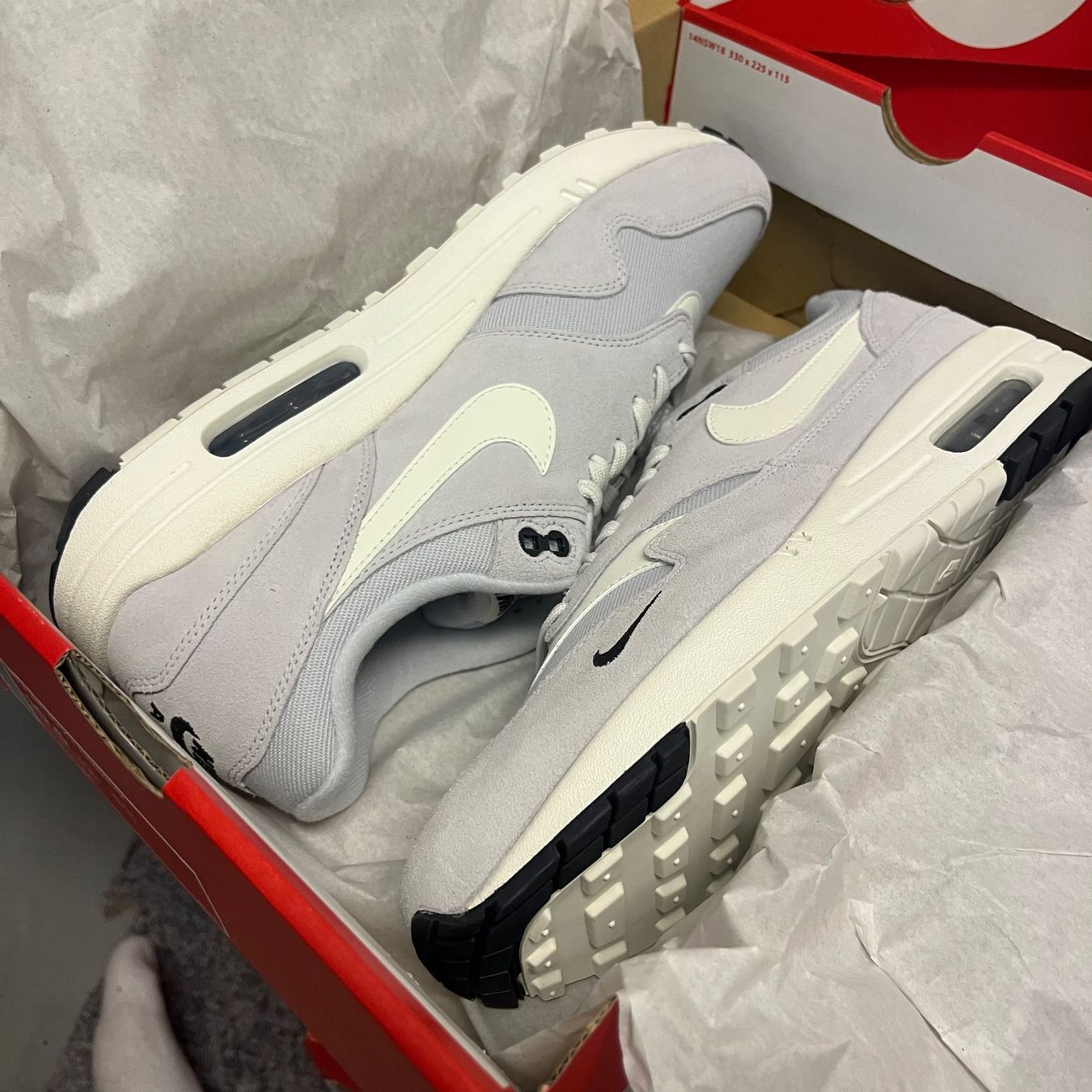 Nike Scarpe da uomo: Air Max 1 Pure Platinium – Nuovo (secondo la descrizione) da Winterthur venduto da LaBodega