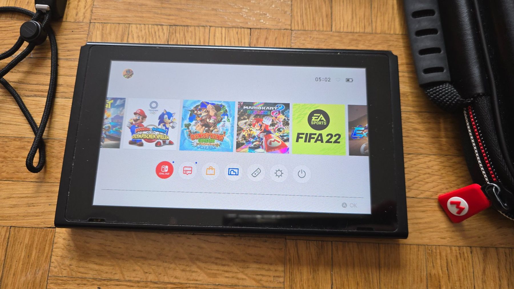 Nintendo Console: Nintendo switch Konsole -ohne joystick – Usato da Wallisellen venduto da theblacksheep