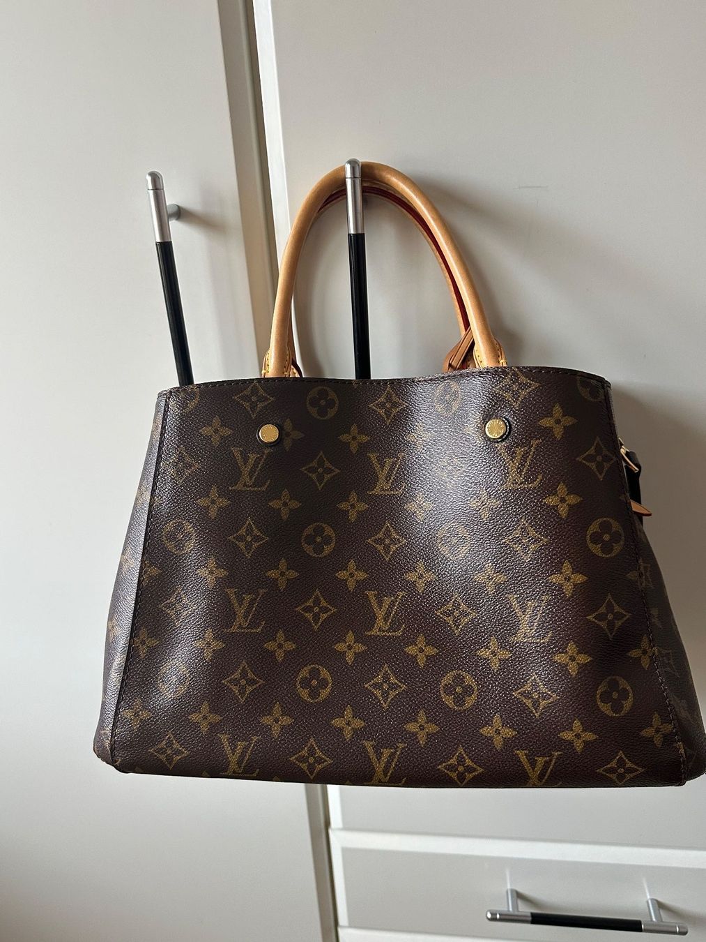 Louis Vuitton Borse da donna: Louis Vuitton Original Montaigne – Nuovo (secondo la descrizione) da Luzern venduto da gwand 1