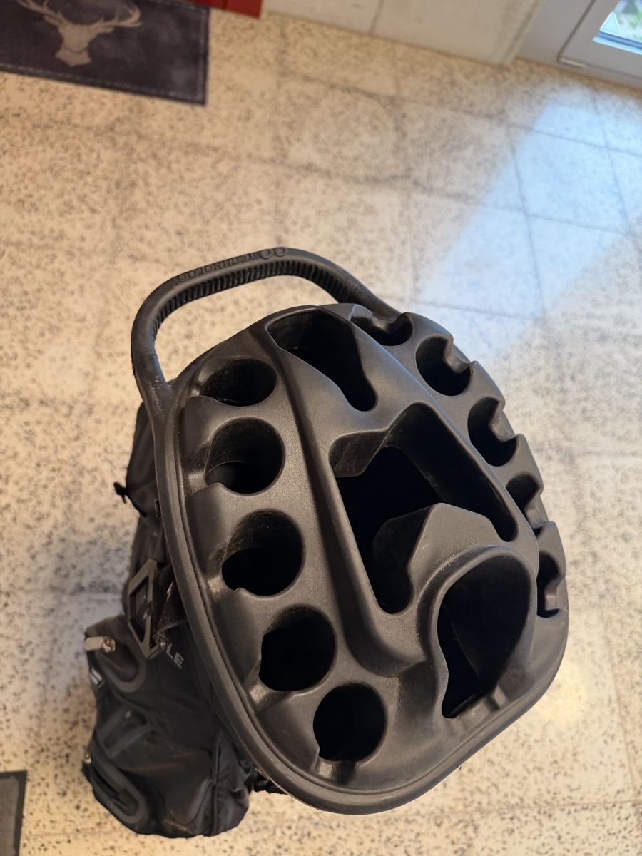 Borse: Bennington Golfbag Dry Bag schwarz – Usato da Niederwangen BE venduto da Luxury.Second.Life 3