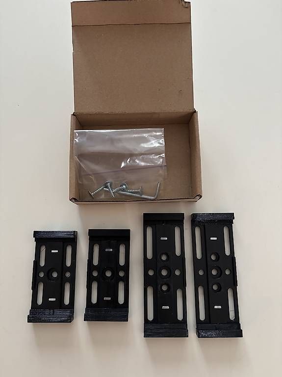 Alle Autoersatzteile: Nummernschild Halter – Gebraucht aus Veltheim AG von ami_px7q