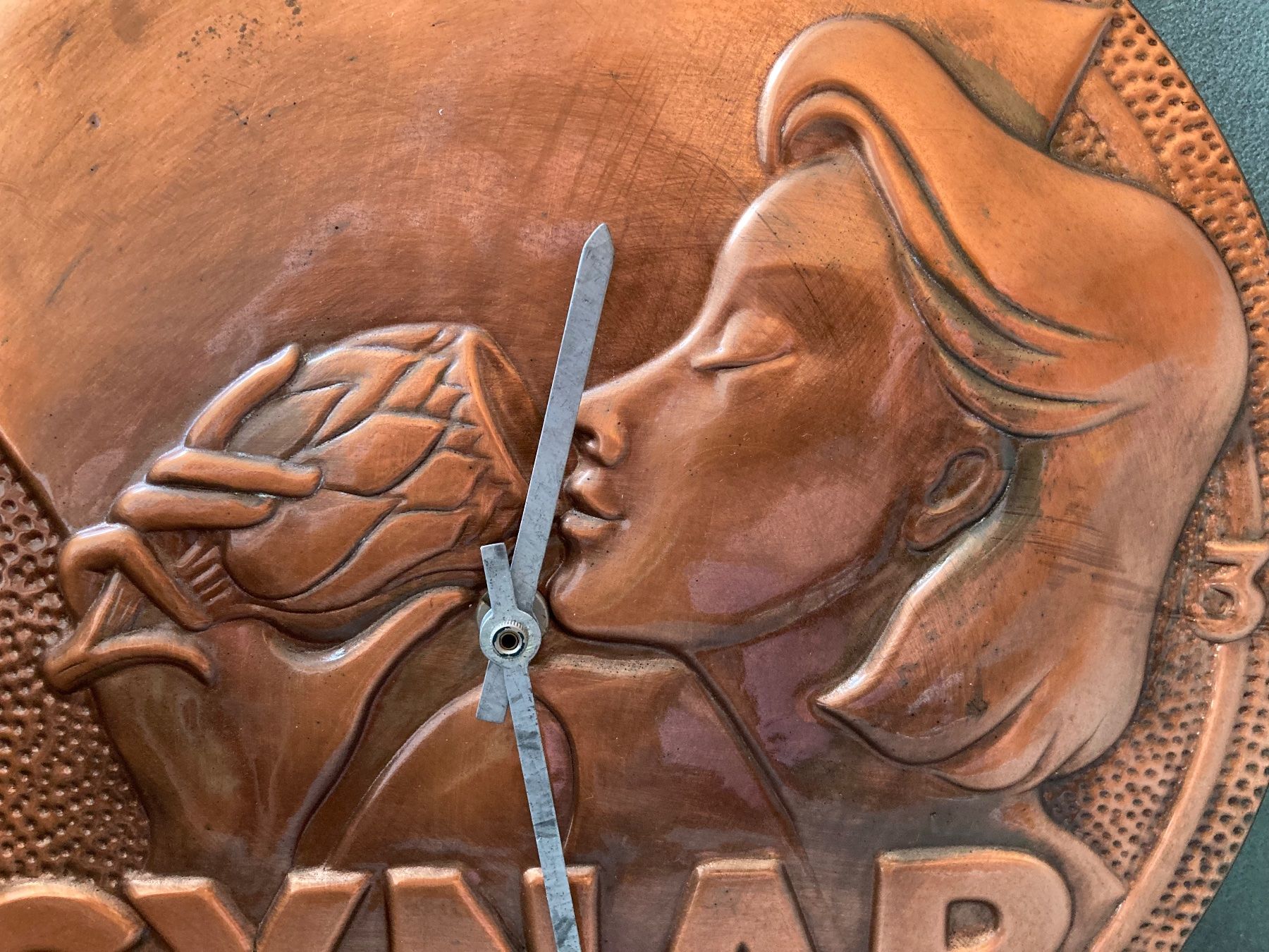 Kienzle Stand- & Wanduhren: Cynar Wanduhr / Vintage – Gebraucht aus Zürich von Stuchi1