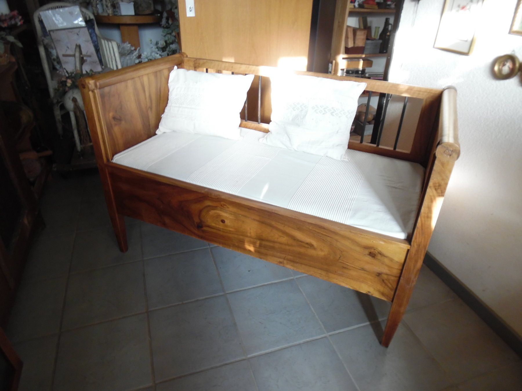 Sofas: Sofa - Kinderbett – Gebraucht aus Bottmingen von ber_l9sd 3