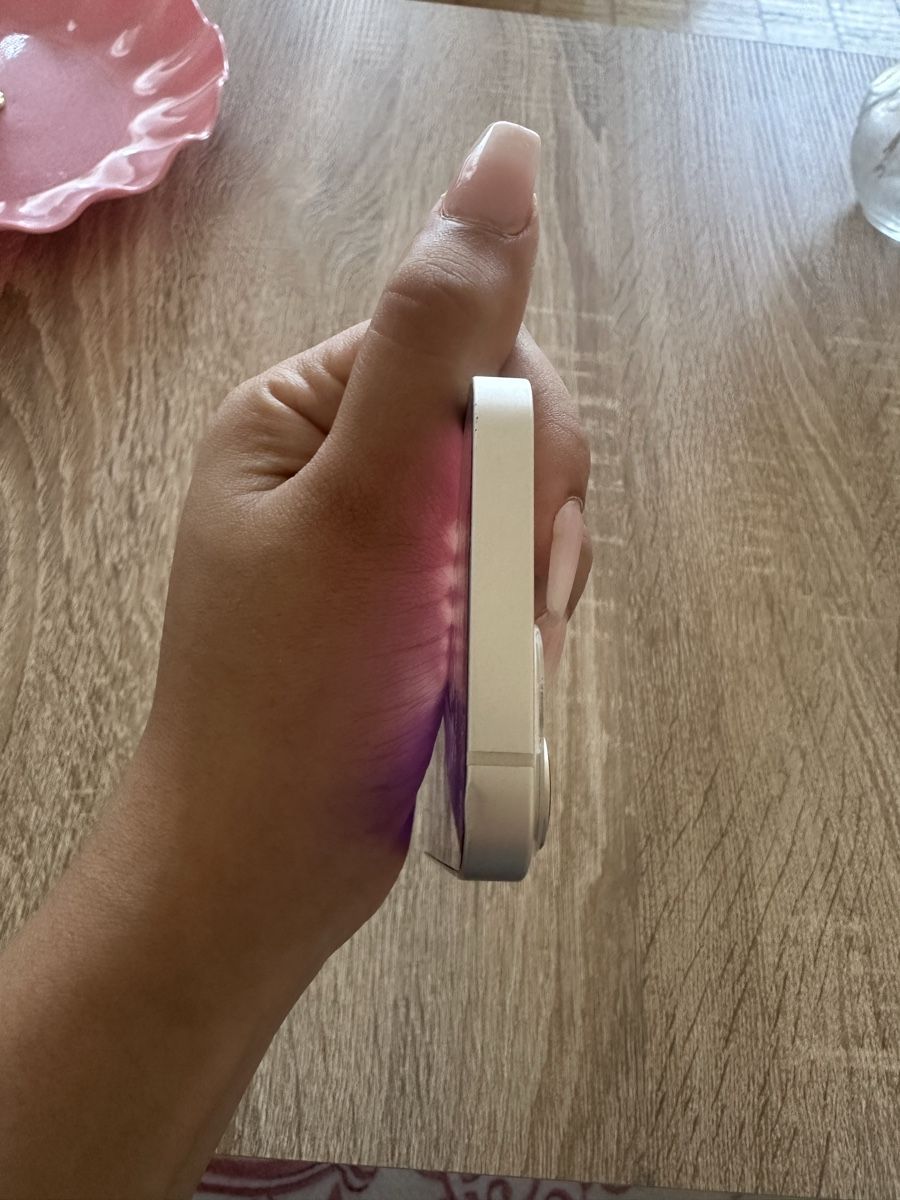 Apple Handys / Smartphones: iphone 13 mini – Neu (gemäss Beschreibung) aus Othmarsingen von sabriinahn 5
