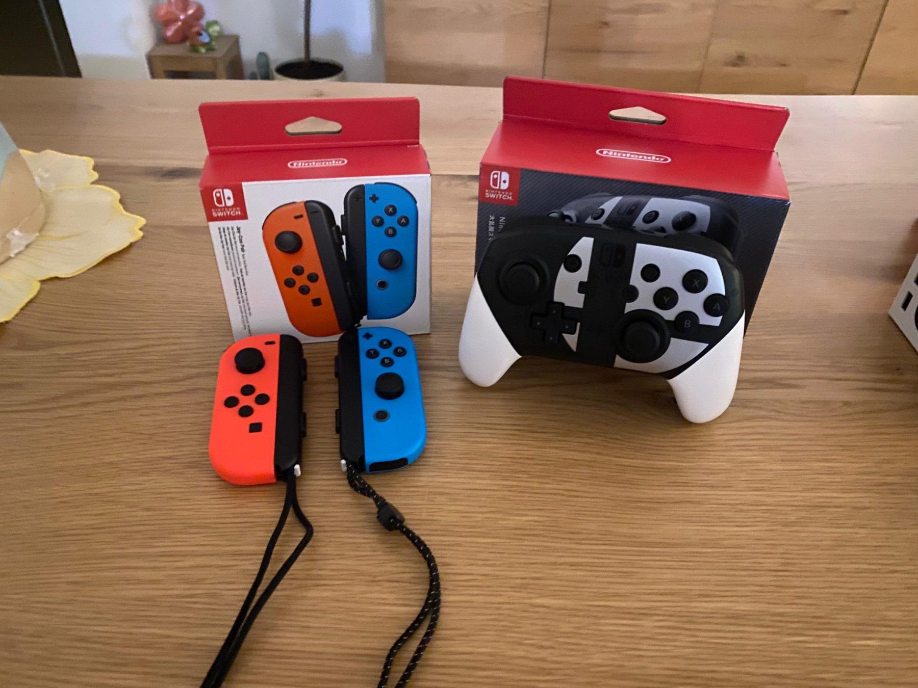 Nintendo Console: Nintendo Switch OLED mit viel Zubehör – Usato da Wohlen AG venduto da Pulse_F7 1
