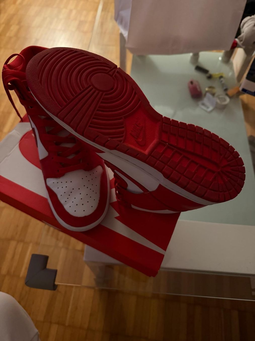 Nike Scarpe da uomo: Dunk high university red – Nuovo (secondo la descrizione) da Ostermundigen venduto da val_sh6r 1