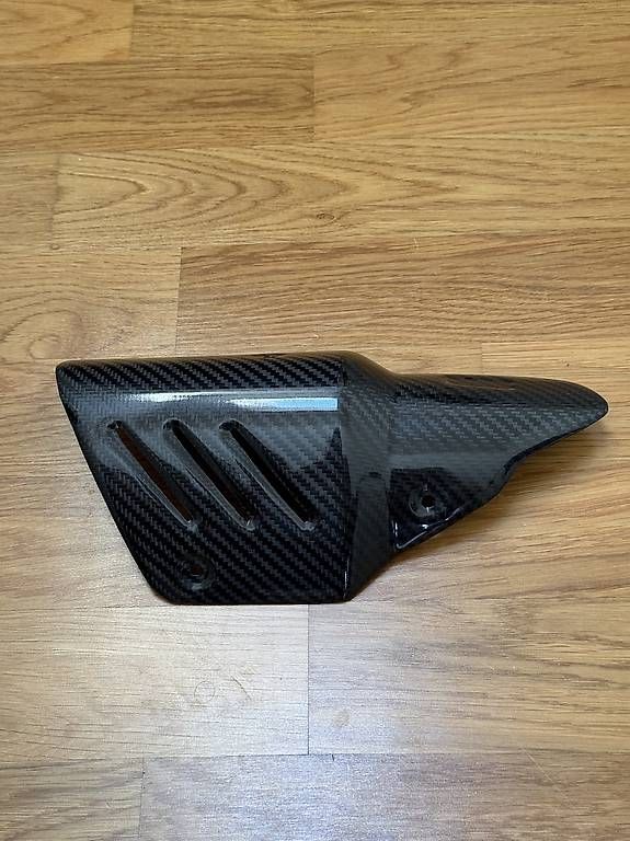 Sistemi di scarico: YZF R7 Akrapovic Racing Line Titan – Usato da  venduto da  2