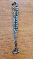 Collana con perline di metallo