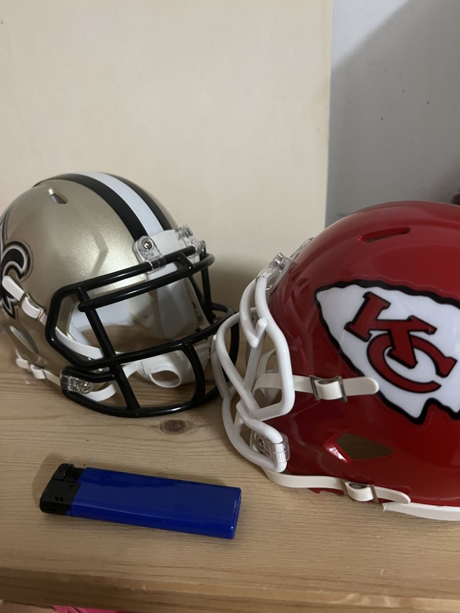 NFL Abbigliamento & accessori d'epoca: NFL Mini Helme: Saints & Chiefs  – Usato da Engelburg venduto da sev_82v7