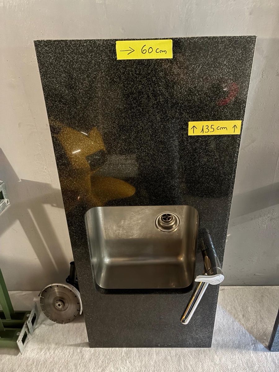 Spülbecken & Waschbecken: Granite sink unit 60cm x 135cm with faucet – Gebraucht aus Dänikon ZH von RAFIMIKI