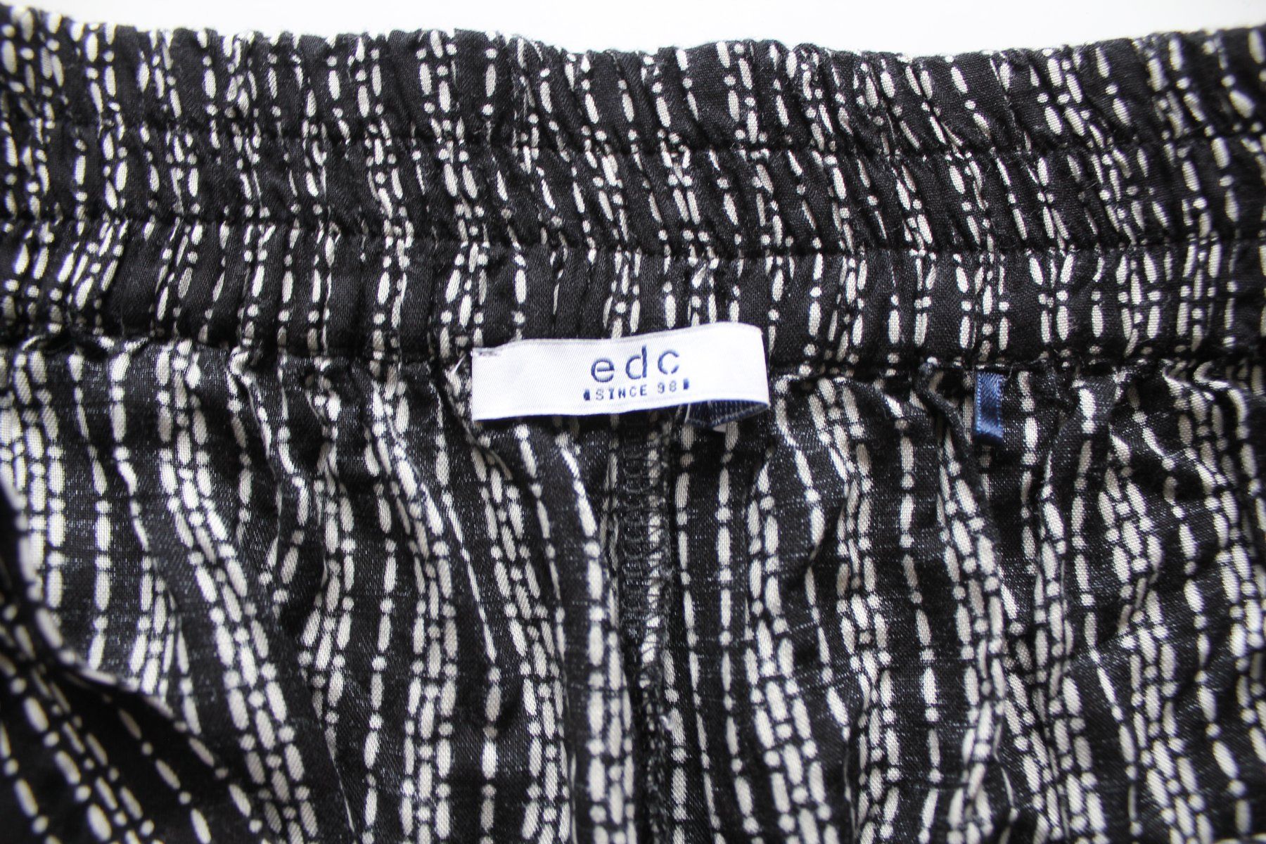 Esprit Pantaloni: Pantalon EDC by Esprit t. 40 – Nuovo (secondo la descrizione) da Peseux venduto da Gilloss 5